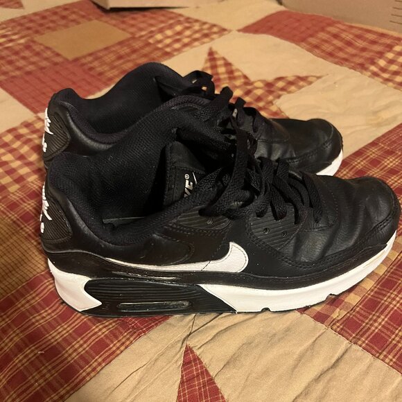 Nike Air Max - Picture 1 of 5
